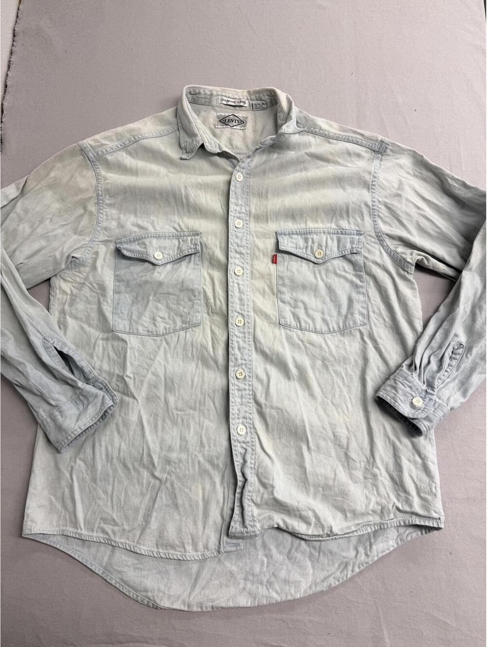 Vintage Levis Diamond Label LS Button Up Light Wash - L